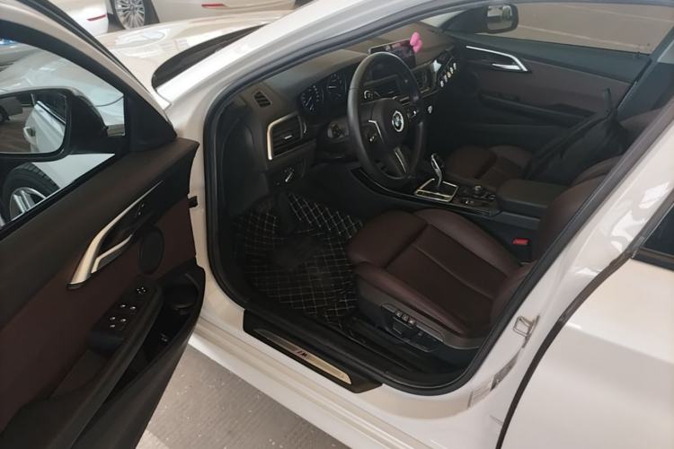 Used BMW 1 Series 2020 125i Leading Model M Sport Package Driver Seat