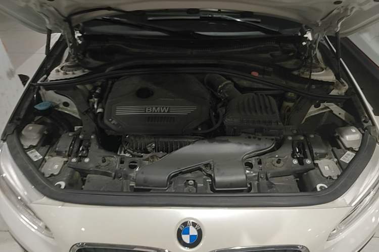 Used BMW 1 Series 2020 120i Fashion Model Engine Bay