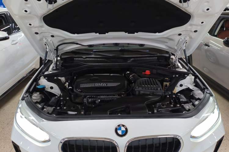 Used BMW 1 Series 2020 120i M Sport Package Engine Bay