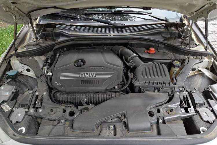 Used BMW 1 Series 2020 125i Leading Model M Sport Package Engine Bay