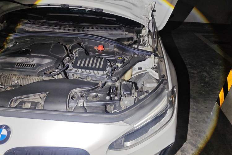 Used BMW 1 Series 2020 125i M Sport Package Engine Bay Left