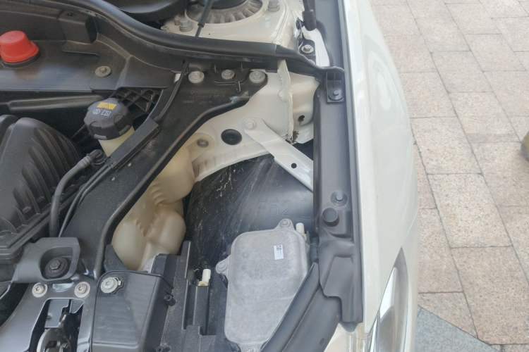 Used BMW 1 Series 2020 120i M Sport Package Engine Bay Left