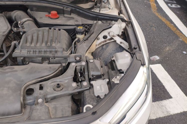 Used BMW 1 Series 2020 120i Fashion Model Engine Bay Left