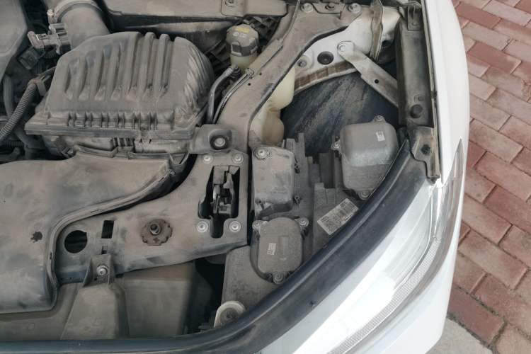 Used BMW 1 Series 2020 120i M Sport Package Engine Bay Left