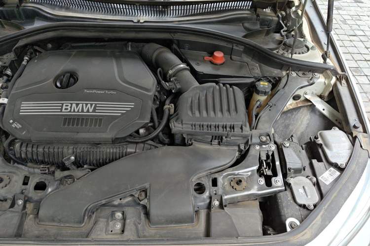 Used BMW 1 Series 2020 125i Leading Model M Sport Package Engine Bay Left