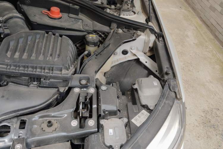 Used BMW 1 Series 2020 120i M Sport Package Engine Bay Left
