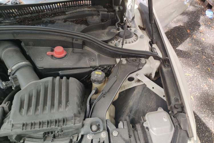 Used BMW 1 Series 2020 120i M Sport Package Engine Bay Left