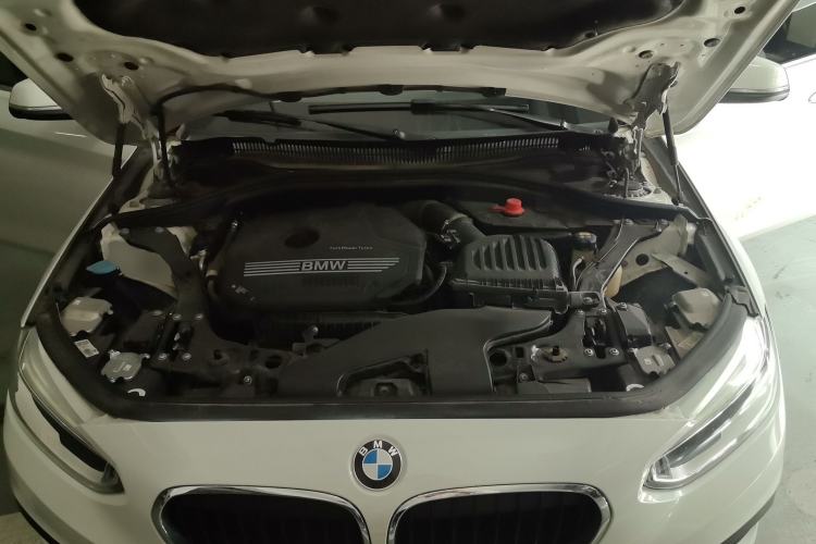 Used BMW 1 Series 2020 120i Fashion Model Engine Bay