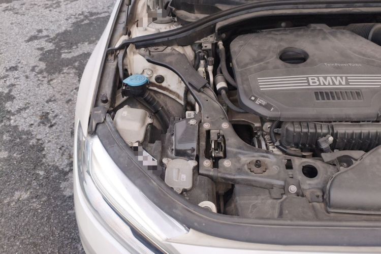 Used BMW 1 Series 2020 120i Fashion Model Engine Bay Right