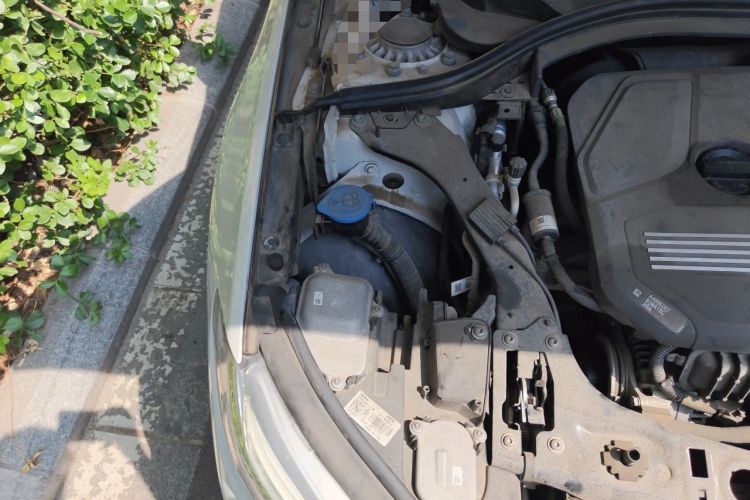 Used BMW 1 Series 2020 120i Fashion Model Engine Bay Right