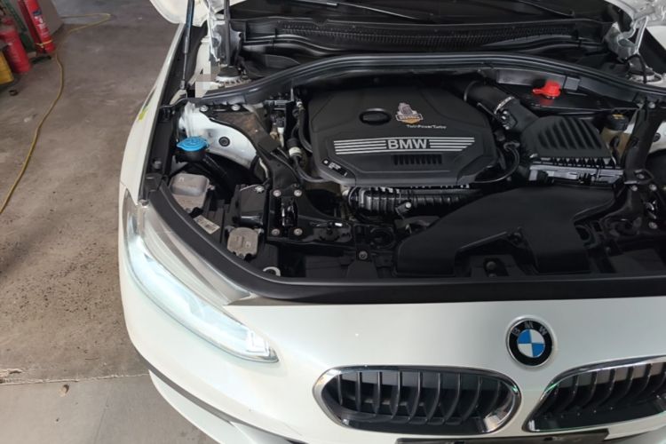 Used BMW 1 Series 2020 120i Fashion Model Engine Bay Right