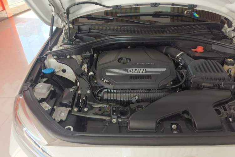 Used BMW 1 Series 2020 125i Leading Model M Sport Package Engine Bay Right