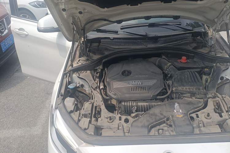 Used BMW 1 Series 2020 120i Fashion Model Engine Bay Right