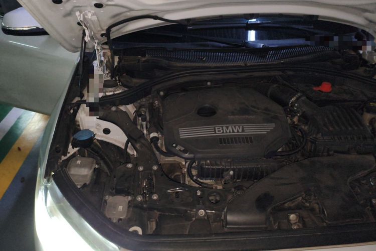 Used BMW 1 Series 2020 120i Fashion Model Engine Bay Right