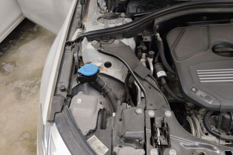 Used BMW 1 Series 2020 120i M Sport Package Engine Bay Right