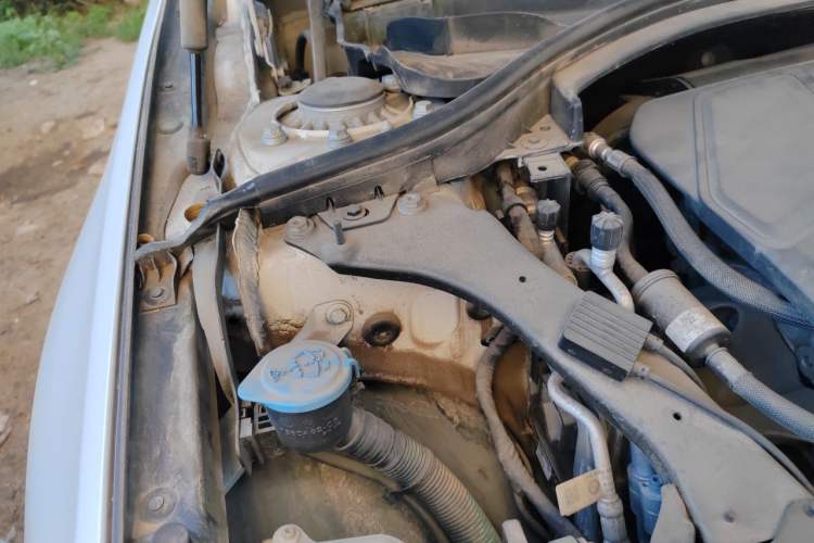 Used BMW 1 Series 2020 120i M Sport Package Engine Bay Right