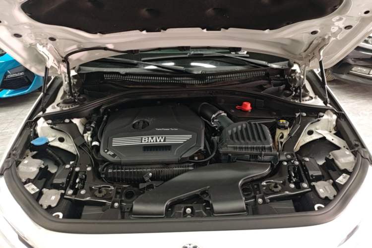 Used BMW 1 Series 2020 125i Leading Model M Sport Package Engine Bay