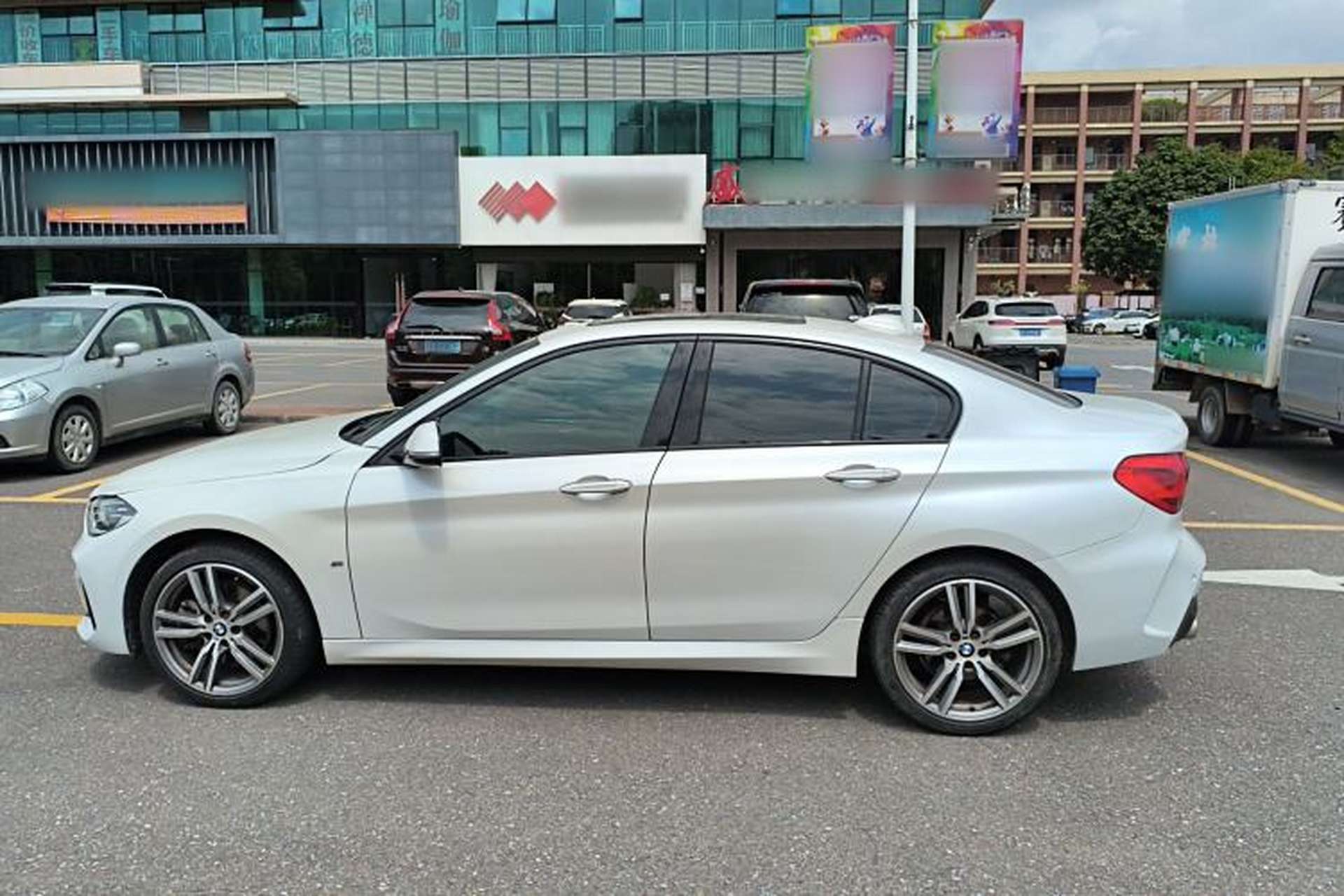 Used BMW 1 Series 2020 125i Leading Model M Sport Package Exterior 1