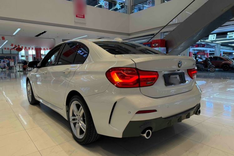 Used BMW 1 Series 2020 120i M Sport Package Exterior 2