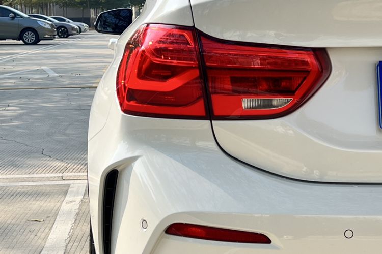 Used BMW 1 Series 2020 125i Leading Model M Sport Package Exterior 3