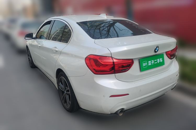 Used BMW 1 Series 2020 120i Fashion Model Exterior 3
