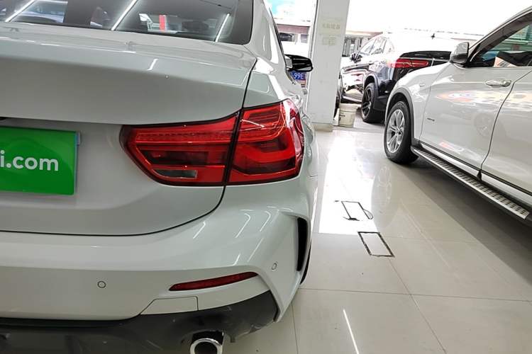 Used BMW 1 Series 2020 125i Leading Model M Sport Package Exterior 3