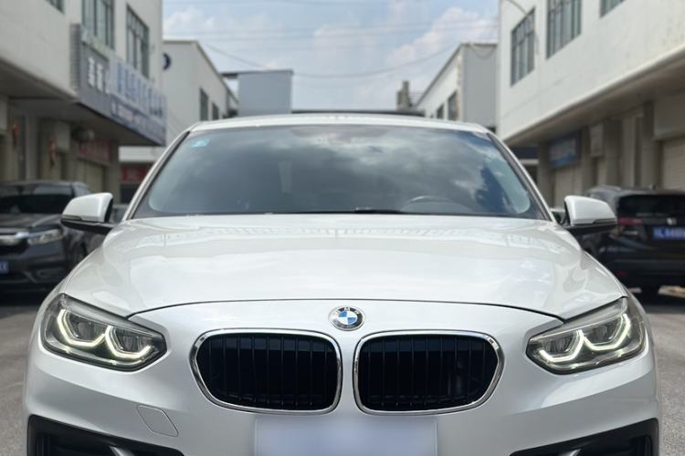 Used BMW 1 Series 2020 120i Fashion Model Exterior 4