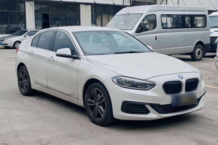 Used BMW 1 Series 2020 120i Fashion Model Exterior 4