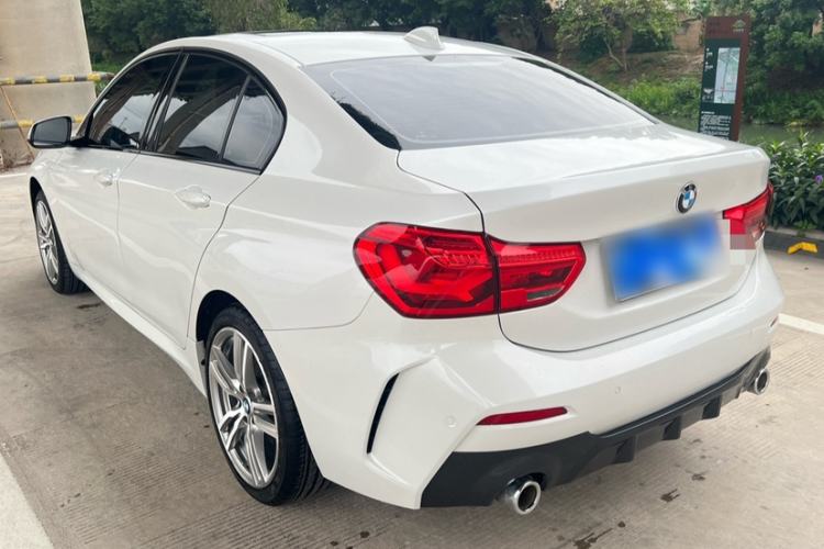 Used BMW 1 Series 2020 125i Leading Model M Sport Package Exterior 4