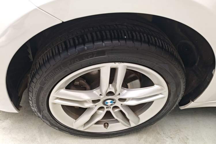 Used BMW 1 Series 2020 120i M Sport Package Exterior 4