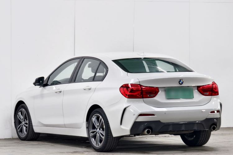 Used BMW 1 Series 2020 120i Fashion Model Exterior 5