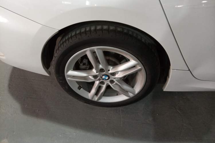 Used BMW 1 Series 2020 120i M Sport Package Exterior 5