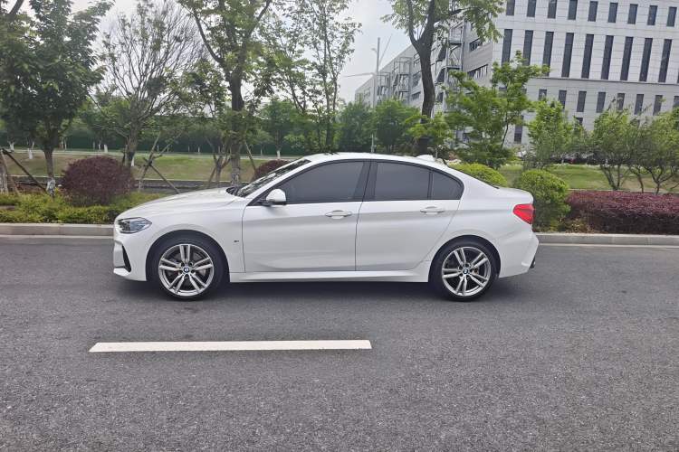 Used BMW 1 Series 2020 125i Leading Model M Sport Package Exterior 5