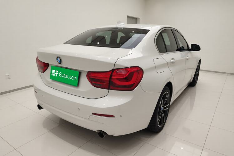 Used BMW 1 Series 2020 120i Fashion Model Exterior 5