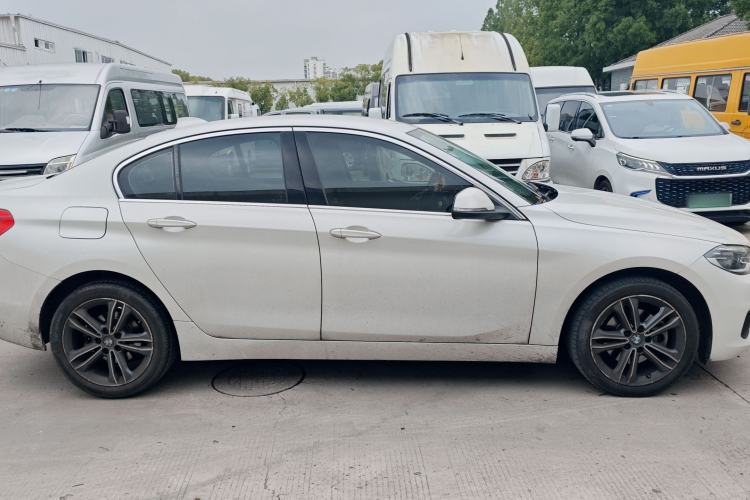 Used BMW 1 Series 2020 120i Fashion Model Exterior 5