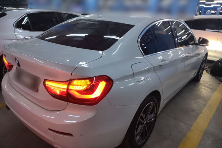 Used BMW 1 Series 2020 120i Fashion Model Exterior 5