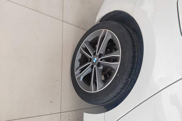 Used BMW 1 Series 2020 120i Fashion Model Exterior 5
