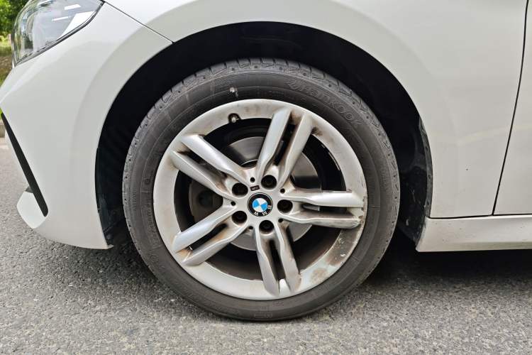 Used BMW 1 Series 2020 120i M Sport Package Exterior 5