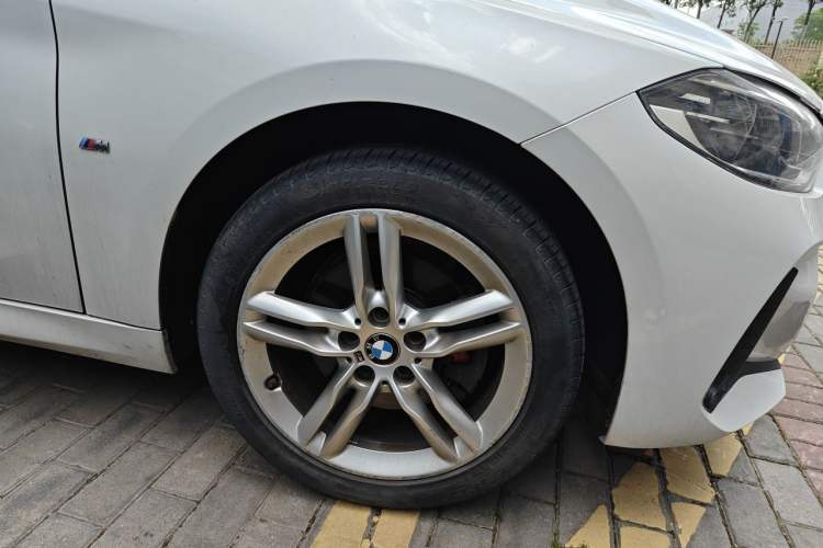 Used BMW 1 Series 2020 120i M Sport Package Exterior 7