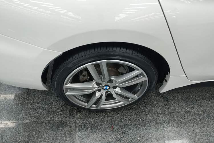 Used BMW 1 Series 2020 125i Leading Model M Sport Package Exterior 8