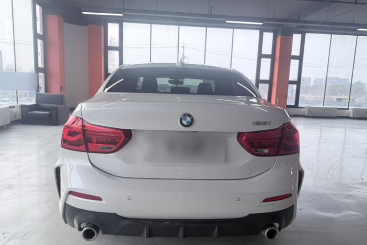 Used BMW 1 Series 2020 125i Leading Model M Sport Package Exterior 9