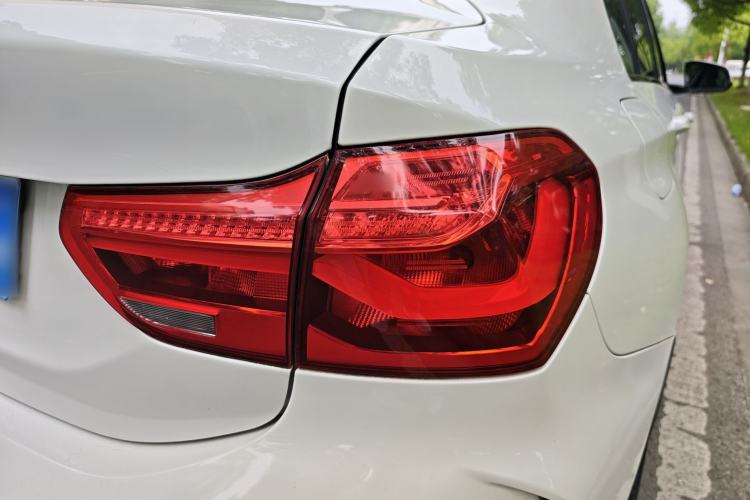 Used BMW 1 Series 2020 120i M Sport Package Exterior 9