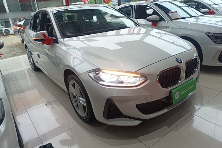 Used BMW 1 Series 2020 120i M Sport Package Front Right 45 Deg