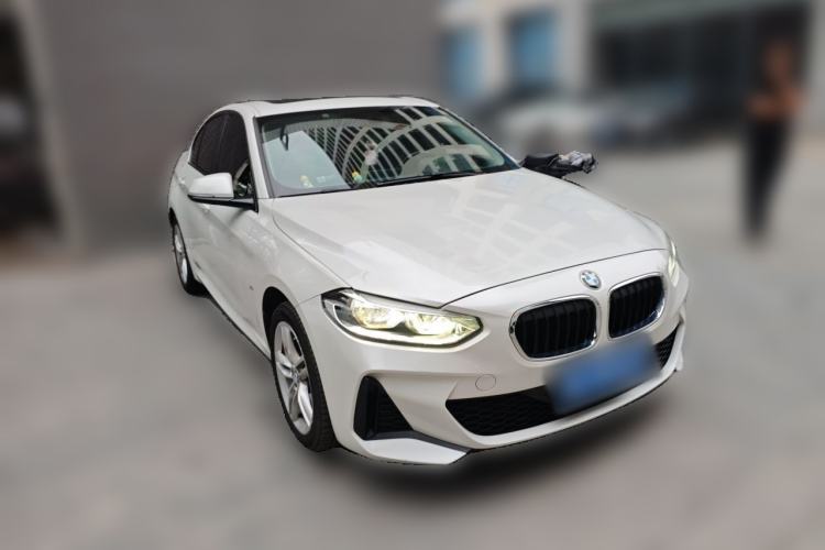 Used BMW 1 Series 2020 120i M Sport Package Front Right 45 Deg