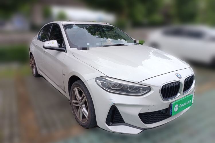 Used BMW 1 Series 2020 120i M Sport Package Front Right 45 Deg