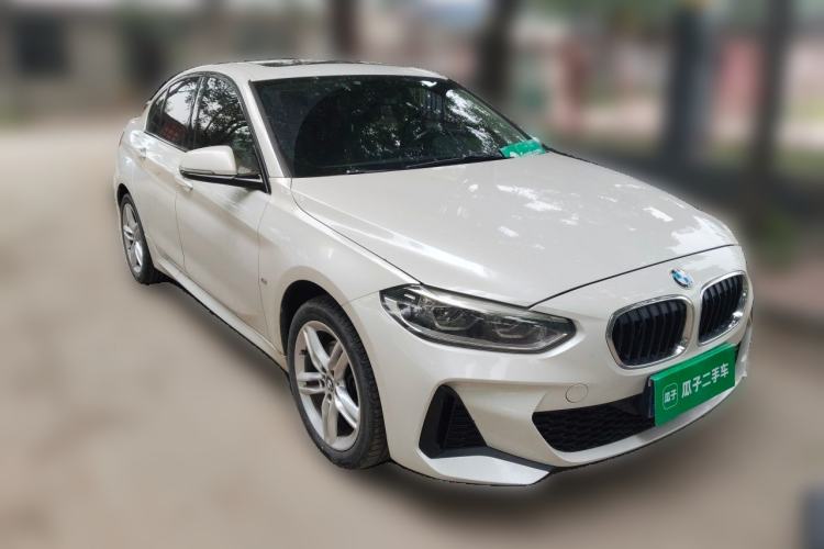 Used BMW 1 Series 2020 120i M Sport Package Front Right 45 Deg