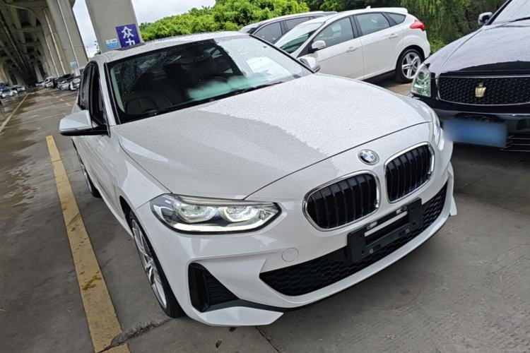 Used BMW 1 Series 2020 125i Leading Model M Sport Package Front Right 45 Deg