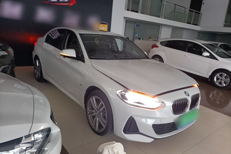 Used BMW 1 Series 2020 125i Leading Model M Sport Package Front Right 45 Deg