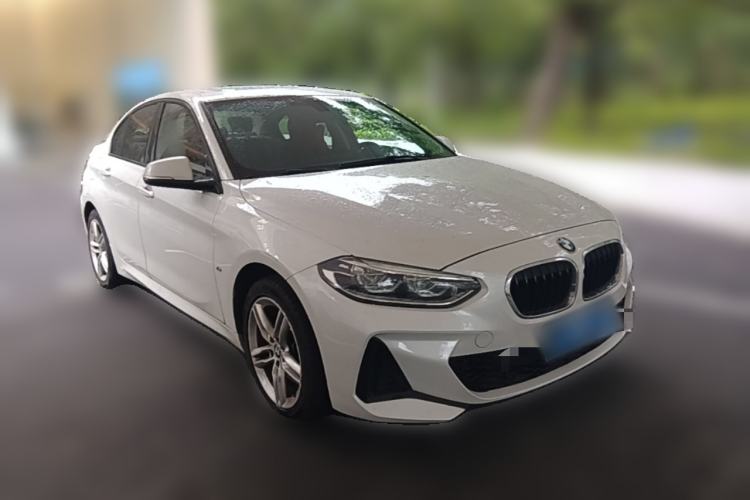 Used BMW 1 Series 2020 120i M Sport Package Front Right 45 Deg