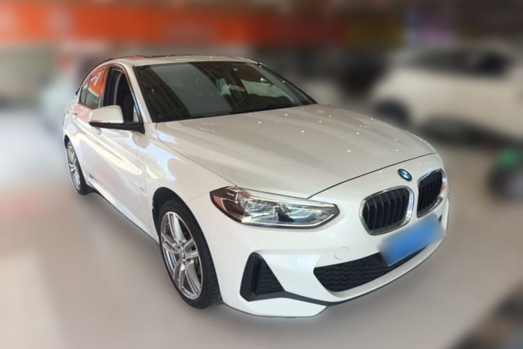 Used BMW 1 Series 2020 125i Leading Model M Sport Package Front Right 45 Deg